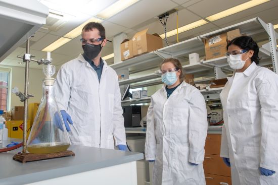 Lee A. Solomon is first junior faculty member in Chemistry to secure NSF Career Award 