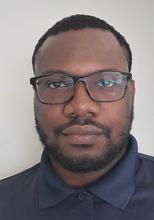 headshot of Dennis Amoah